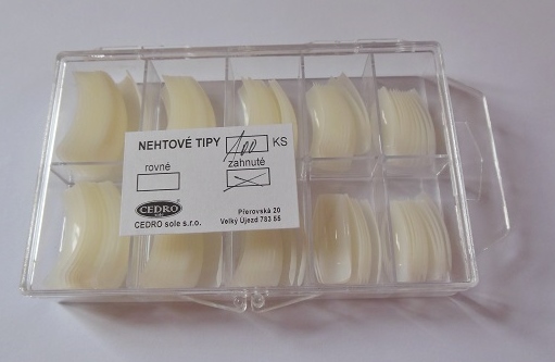 Cedro nehtové tipy zahnuté box 150 ks